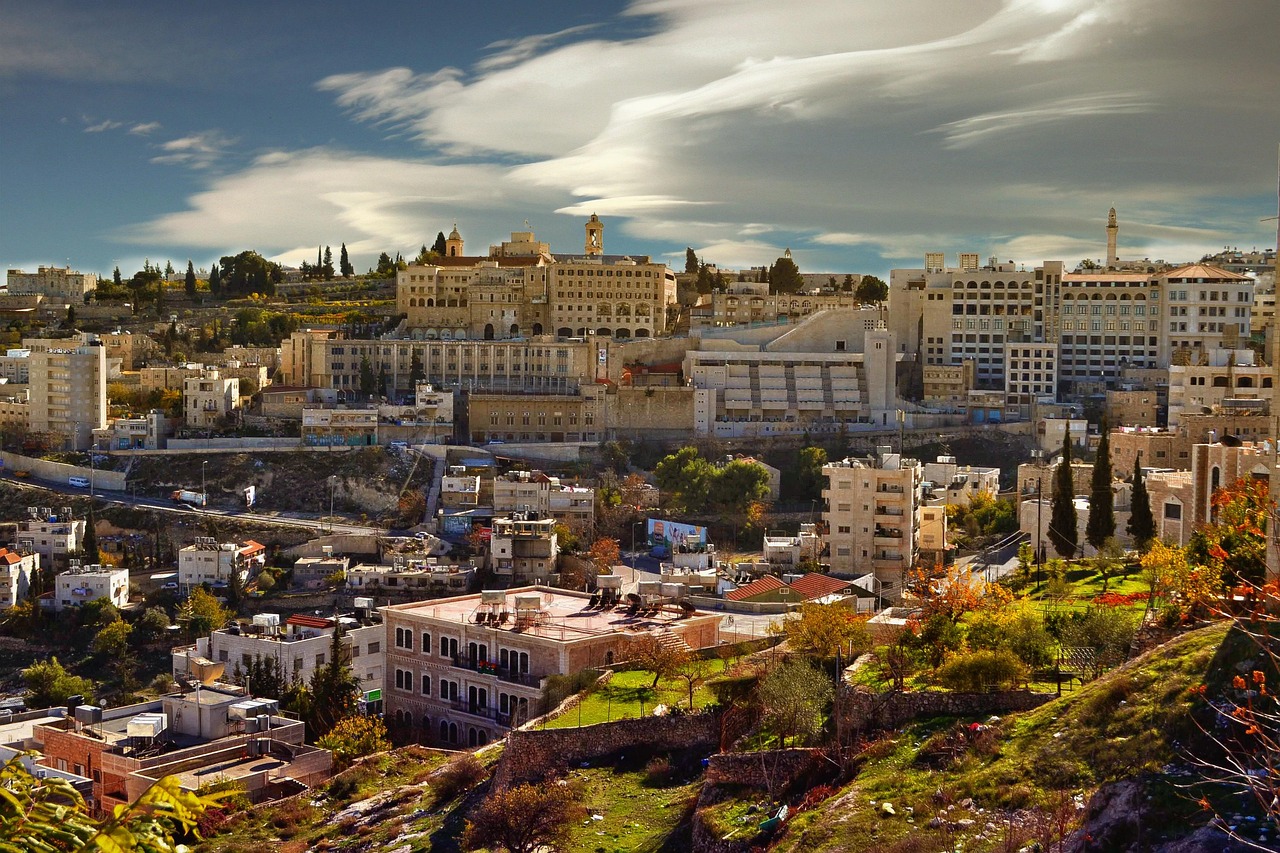 Fourteen Countries Condemn Israel’s Approval of 19 West Bank Settlements