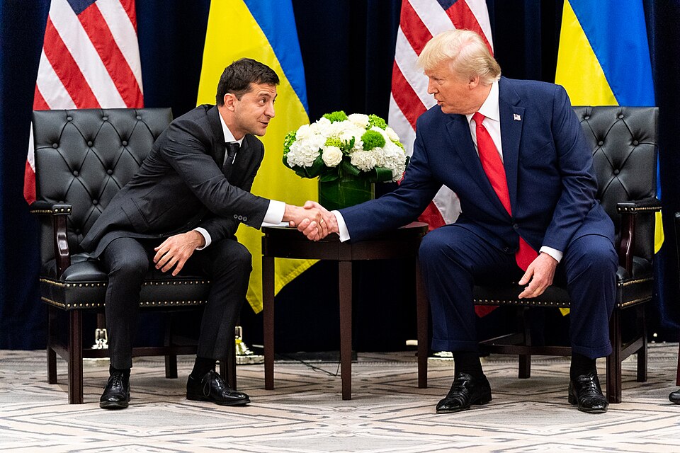 Trump and Zelenskyy meet at Mar-a-Lago to discuss Ukraine peace plan