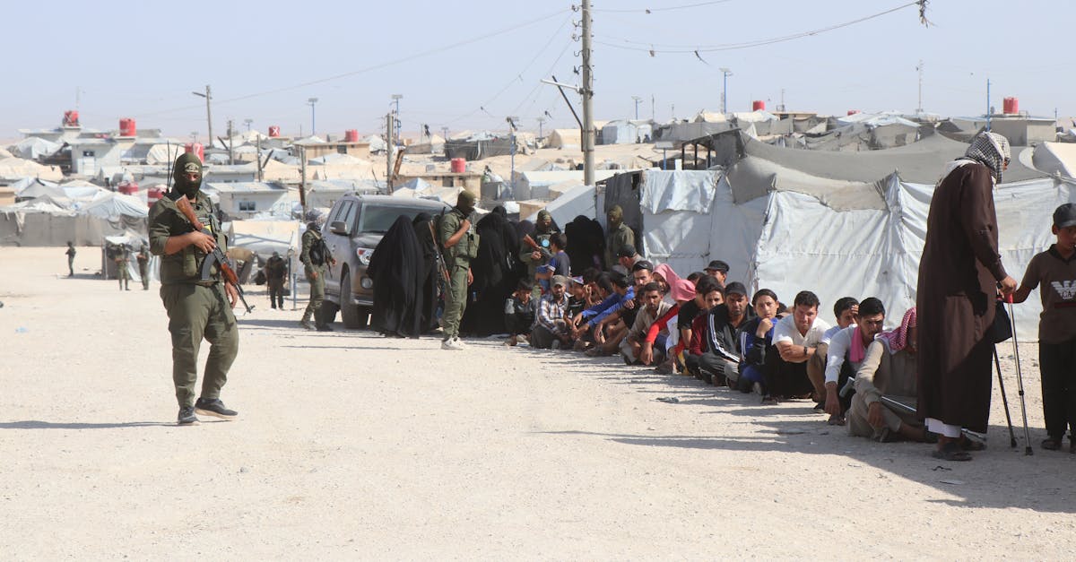 Kurdish-led Forces Withdraw from Al-Hawl Camp Amid Syrian Government Advances
