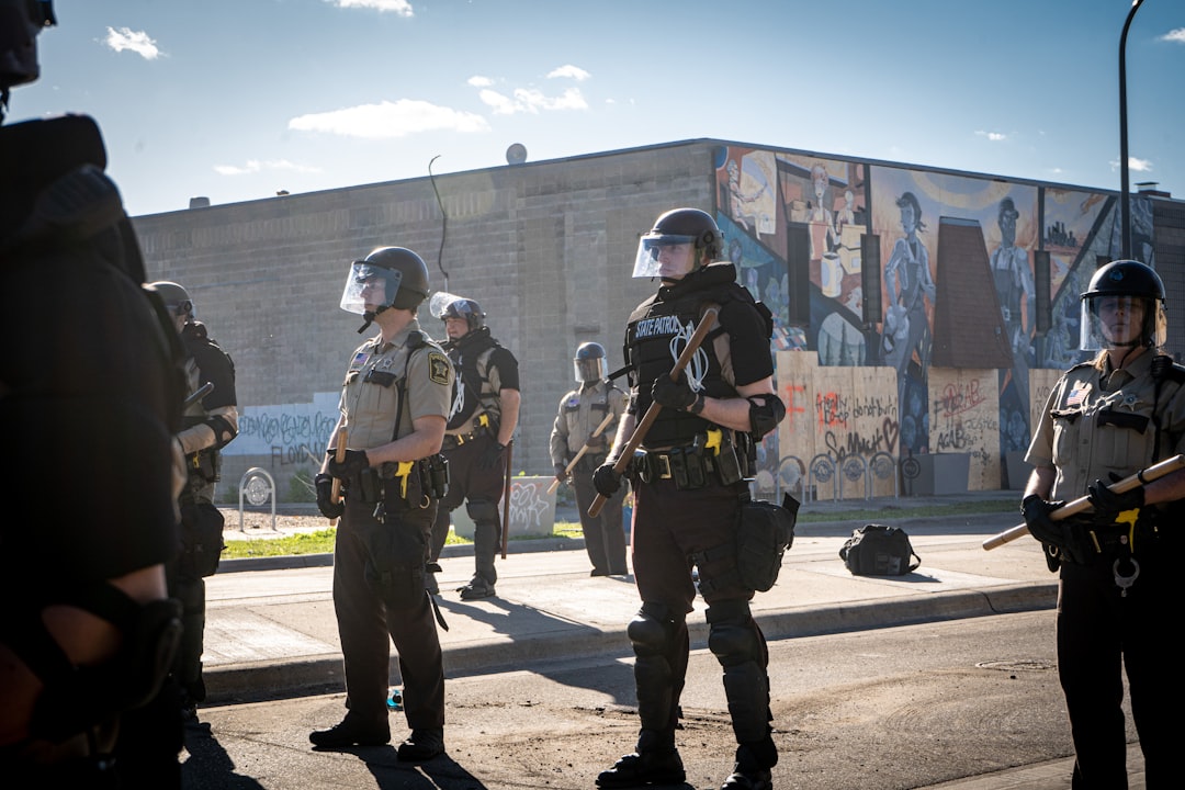 Federal Operations in Minneapolis Linked to Sanctuary Policies and Immigration Enforcement
