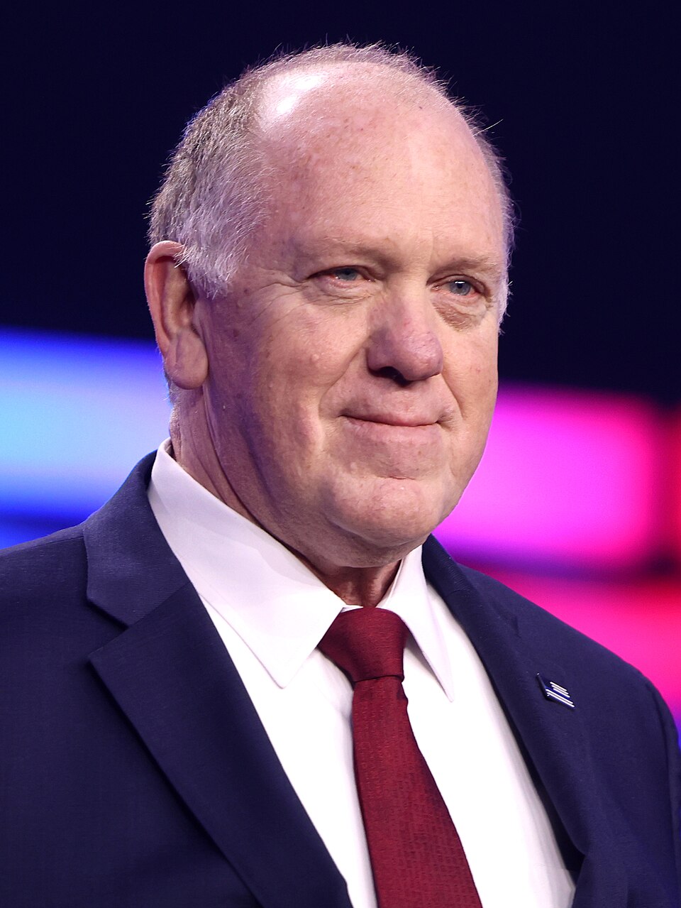 Trump assigns Tom Homan to oversee ICE operations in Minnesota